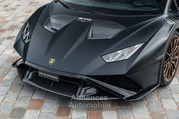 Lamborghini Huracan Huracán STO *Nero Nemesis* - <small></small> 459.000 € <small>TTC</small> - #48