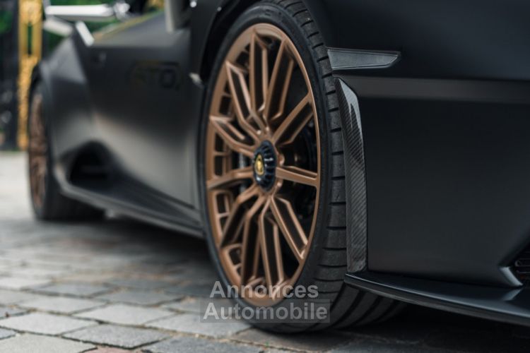 Lamborghini Huracan Huracán STO *Nero Nemesis* - <small></small> 459.000 € <small>TTC</small> - #49