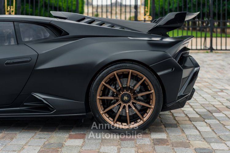 Lamborghini Huracan Huracán STO *Nero Nemesis* - <small></small> 459.000 € <small>TTC</small> - #57