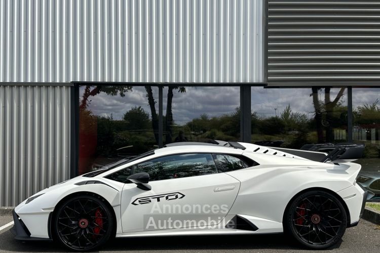 Lamborghini Huracan LAMBORGHINI HURACAN LP 640-2 STO LDF7  - <small></small> 377.990 € <small>TTC</small> - #3