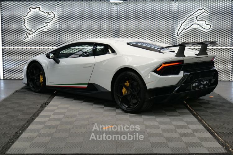 Lamborghini Huracan Lp640-4 Performante Francaise Tva Recuperable Lift Carbone Gps Sieges Baquet Sport Loa Lld Credit - <small></small> 299.950 € <small></small> - #4