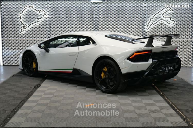 Lamborghini Huracan lp640-4 performante francaise tva recuperable lift carbone gps sieges baquet sport loa lld credit - <small></small> 299.950 € <small>TTC</small> - #4