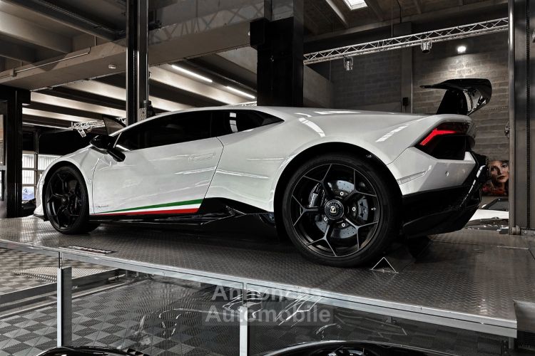 Lamborghini Huracan PERFORMANTE V10 5.2 – Bianco Monocerus - <small></small> 285.000 € <small></small> - #4