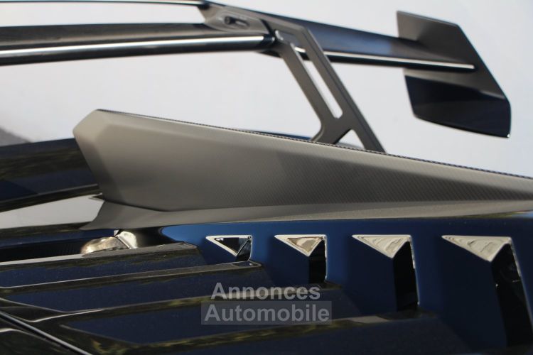 Lamborghini Huracan STO 5.2 V10 640 RWD - <small>A partir de </small>3.090 EUR <small>/ mois</small> - #9