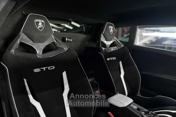 Lamborghini Huracan STO LP640-2 V10 – FRANÇAISE PPF COMPLET TVA APPARENTE - <small></small> 369.900 € <small></small> - #24