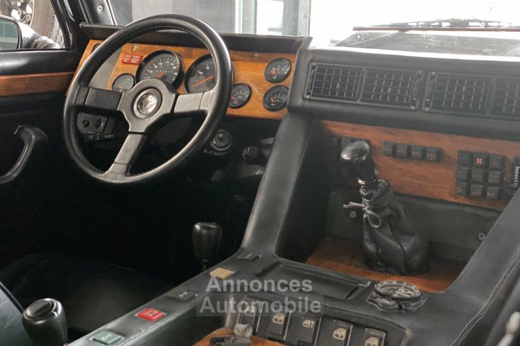 Lamborghini LM002 Lamborghini LM002 INJECTION V12 – COLLECTOR 1/60 – IMMATRICULATION FRANCE - <small></small> 499.000 € <small>TTC</small> - #14