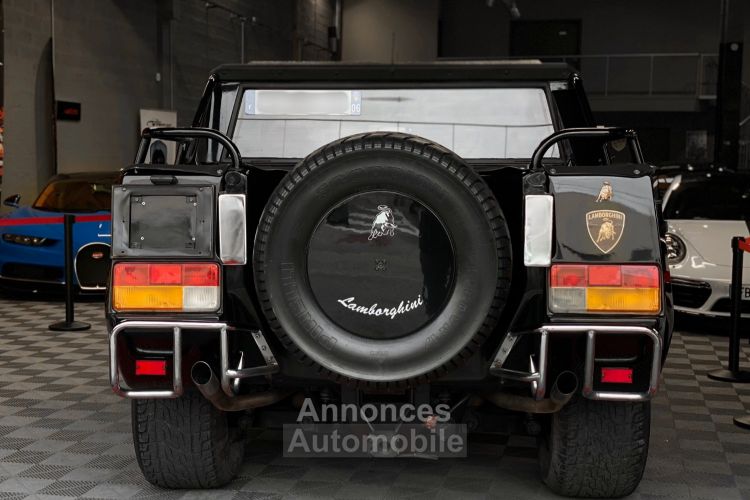 Lamborghini LM002 Lamborghini LM002 INJECTION V12 – COLLECTOR 1/60 – IMMATRICULATION FRANCE - <small></small> 499.000 € <small>TTC</small> - #18