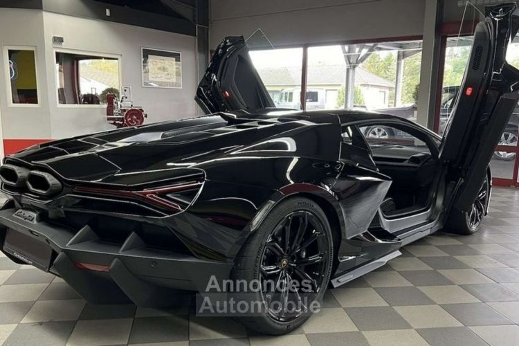 Lamborghini Revuelto 2024 - <small></small> 899.900 € <small>TTC</small> - #2