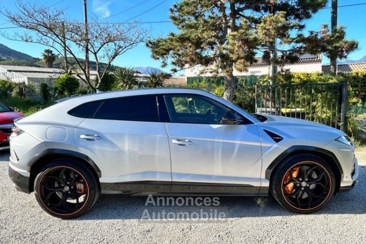 Lamborghini Urus 4.0 V8 650CH BITURBO places - <small></small> 253.000 € <small>TTC</small> - #4