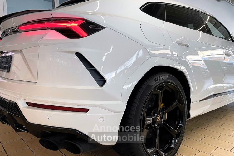 Lamborghini Urus B&O DISTRONIC CAMERA 360 ECHAPPEMENT SPORT ENTRETIEN COMPLET GARANTIE LAMBORGHINI - <small></small> 224.850 € <small>TTC</small> - #11