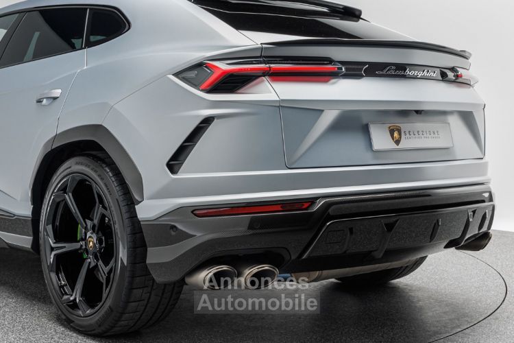 Lamborghini Urus Gris matte PACK Carbone INT/EXT //5 places - <small></small> 303.700 € <small>TTC</small> - #4