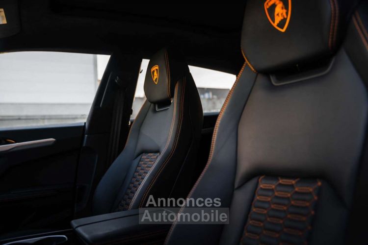 Lamborghini Urus Nero Helene Pano Ceramic Brakes B&O 23 - <small></small> 229.900 € <small>TTC</small> - #24