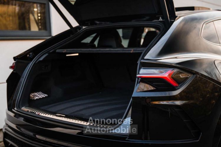 Lamborghini Urus Nero Helene Pano Ceramic Brakes B&O 23 - <small></small> 229.900 € <small>TTC</small> - #29