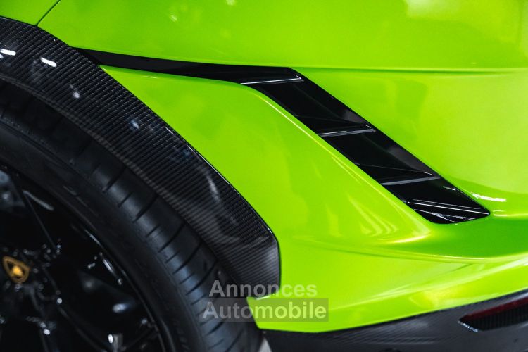 Lamborghini Urus Performante V8 4.0 666 - <small>A partir de </small>3.210 EUR <small>/ mois</small> - #16