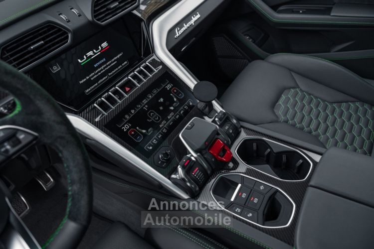 Lamborghini Urus *Verde Lares* - <small></small> 329.900 € <small>TTC</small> - #20