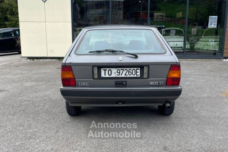 Lancia Delta 1,3 LX 1.3 LX - <small></small> 4.900 € <small>TTC</small> - #6