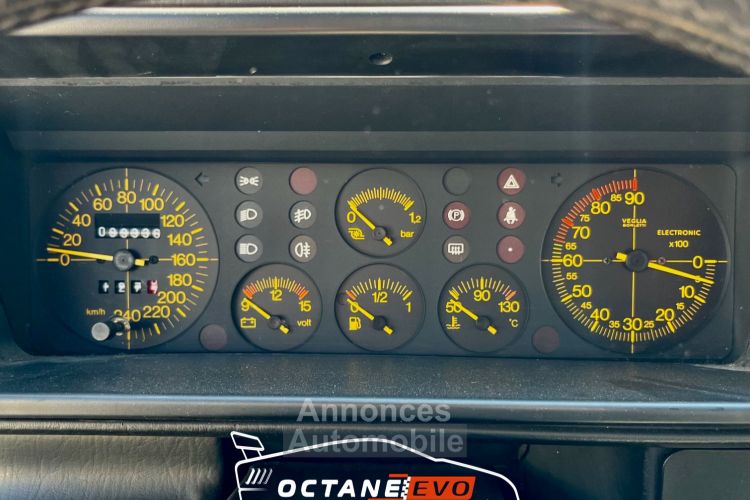 Lancia Delta hf integrale 16v - <small></small> 36.999 € <small>TTC</small> - #22