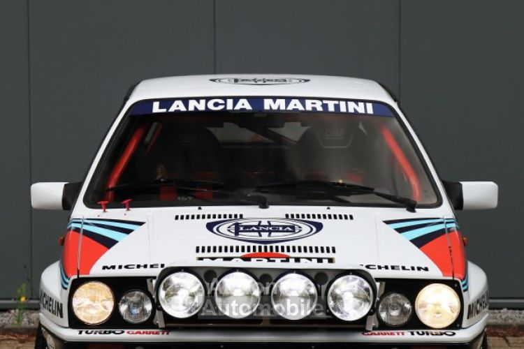Lancia Delta Integrale 8V Group N 2.0L 4 cylinder turbo producing 226 bhp and 380 nm of torque - <small></small> 89.200 € <small>TTC</small> - #2