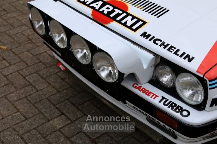 Lancia Delta Integrale 8V Group N 2.0L 4 cylinder turbo producing 226 bhp and 380 nm of torque - <small></small> 89.200 € <small>TTC</small> - #16