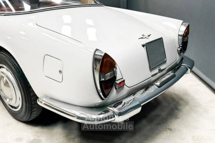 Lancia Flaminia 1964 GT 2.5 3C Touring - ONLINE AUCTION - <small></small> 50.000 € <small>TTC</small> - #8