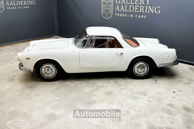 Lancia Flaminia 1964 GT 2.5 3C Touring - ONLINE AUCTION - <small></small> 50.000 € <small>TTC</small> - #15