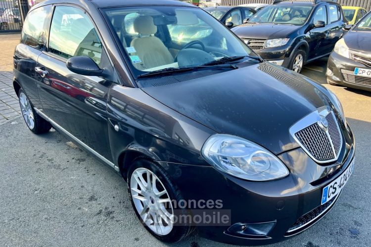 Lancia Y YPSILON 1.4 95Ch PLATINO - <small></small> 5.990 € <small>TTC</small> - #3