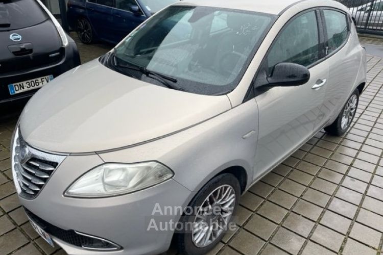 Lancia Ypsilon 0.9i - 8V TURBO TWINAIR - <small></small> 5.990 € <small>TTC</small> - #2