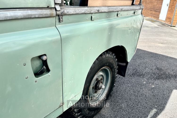Land Rover 88/109 Soft Top - <small></small> 17.900 € <small>TTC</small> - #60