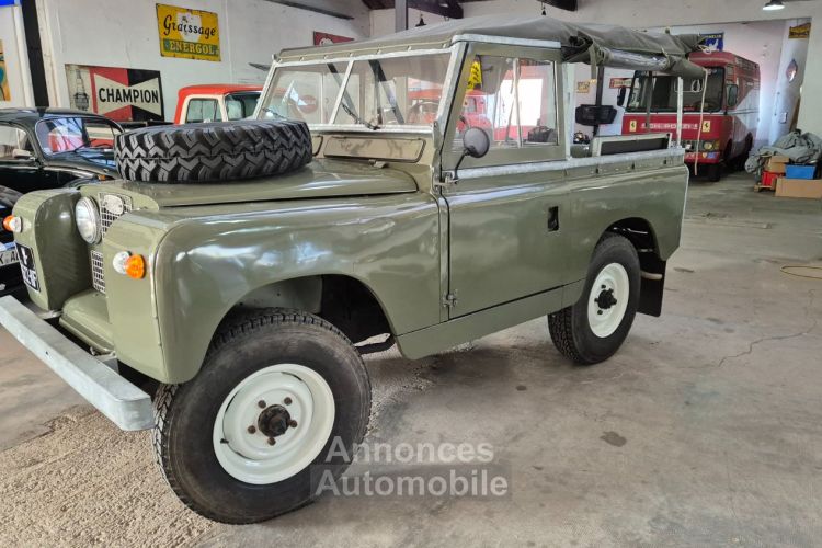 Land Rover 88/110 série IIA bâché 7 Station Wagon places - <small></small> 38.400 € <small>TTC</small> - #1