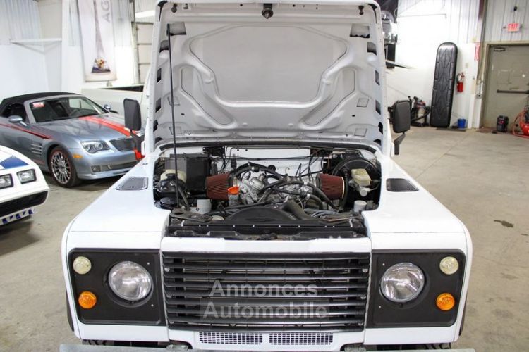 Land Rover Defender 110  - <small></small> 44.700 € <small>TTC</small> - #6