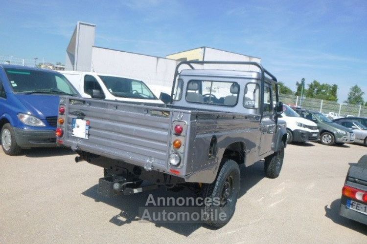 Land Rover Defender 110 - <small></small> 36.900 € <small>TTC</small> - #5