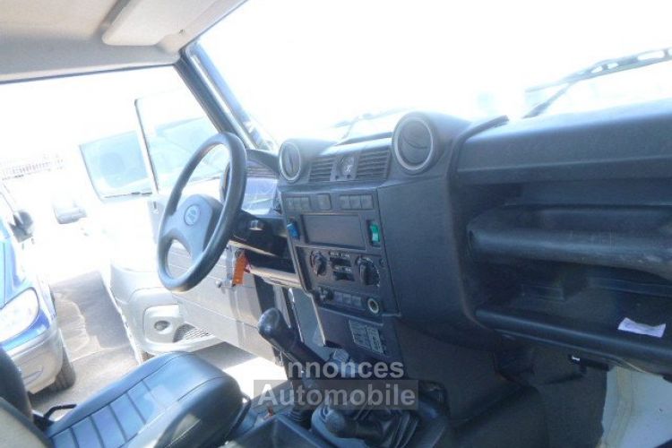 Land Rover Defender 110 - <small></small> 36.900 € <small>TTC</small> - #8