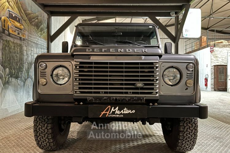 Land Rover Defender 110 2.2 SW 122 CV 7PL - <small></small> 48.950 € <small>TTC</small> - #3