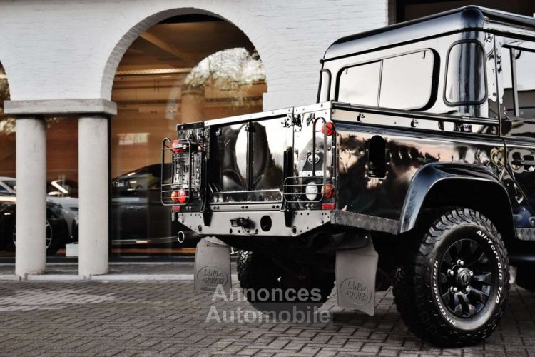 Land Rover Defender 110 2.2 TD4 CREW CAB DCPU - <small></small> 59.950 € <small>TTC</small> - #18