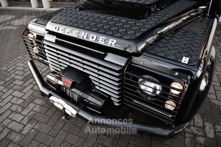 Land Rover Defender 110 2.2 TD4 CREW CAB DCPU - <small></small> 59.950 € <small>TTC</small> - #23
