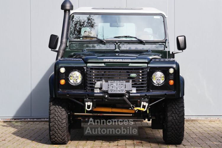 Land Rover Defender 110 5 door 2495cc 4 cilinder 122 bhp TD5 - <small></small> 55.400 € <small>TTC</small> - #17