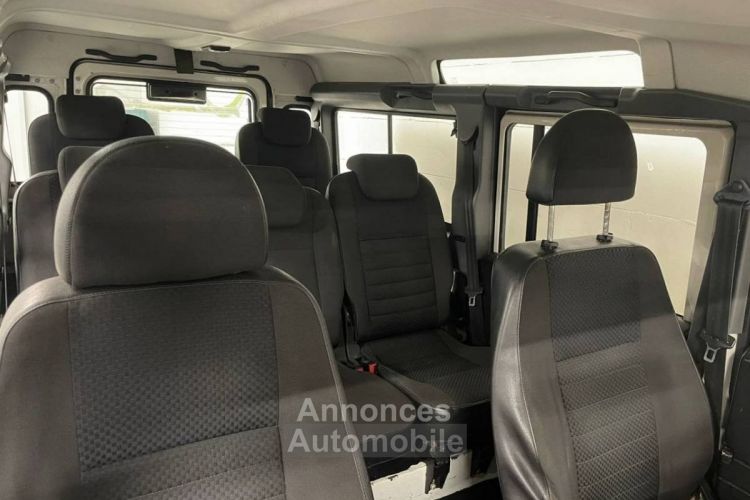 Land Rover Defender 110 Crew cab E Mark IV - <small></small> 34.490 € <small>TTC</small> - #9