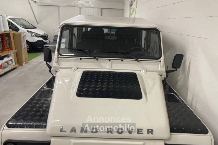 Land Rover Defender 110 Crew cab E Mark IV - <small></small> 34.490 € <small>TTC</small> - #19