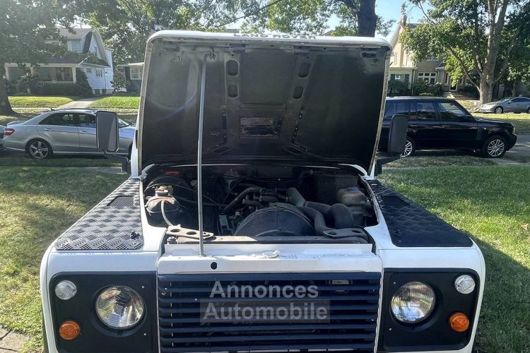 Land Rover Defender 110 diesel  - <small></small> 30.000 € <small>TTC</small> - #17