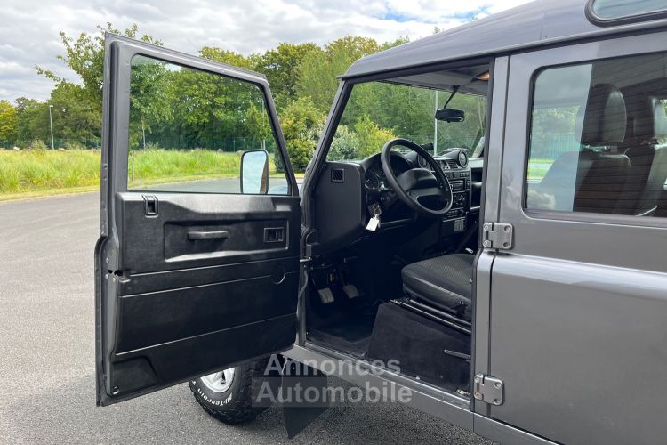 Land Rover Defender 110 TD4 - <small></small> 49.900 € <small>TTC</small> - #19