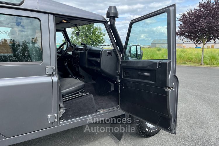 Land Rover Defender 110 TD4 - <small></small> 49.900 € <small>TTC</small> - #26