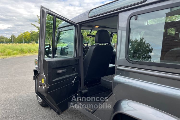 Land Rover Defender 110 TD4 - <small></small> 49.900 € <small>TTC</small> - #35