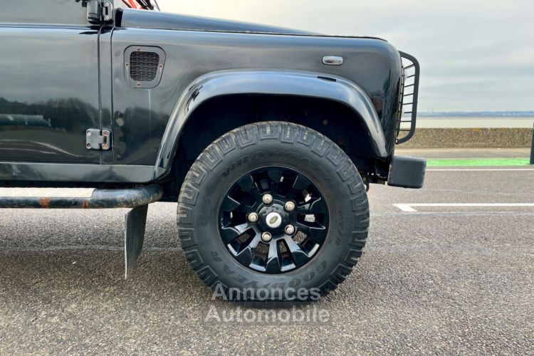 Land Rover Defender 110 TD4 Crew Cab - <small></small> 44.900 € <small>TTC</small> - #42