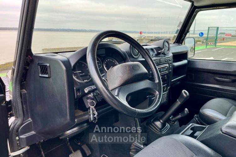 Land Rover Defender 110 TD4 Crew Cab - <small></small> 44.900 € <small>TTC</small> - #63