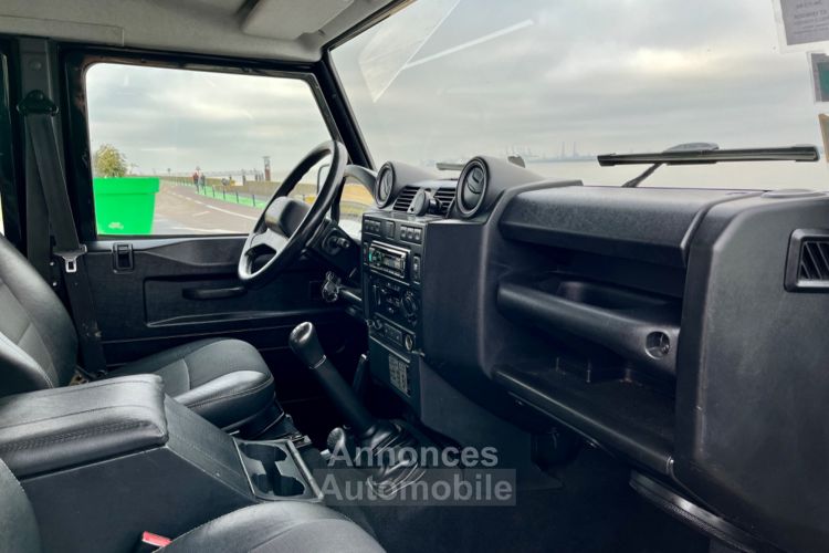 Land Rover Defender 110 TD4 Crew Cab - <small></small> 44.900 € <small>TTC</small> - #73