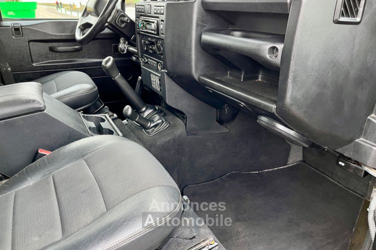 Land Rover Defender 110 TD4 Crew Cab - <small></small> 44.900 € <small>TTC</small> - #74