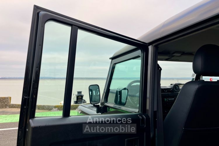 Land Rover Defender 110 TD4 Crew Cab - <small></small> 44.900 € <small>TTC</small> - #85