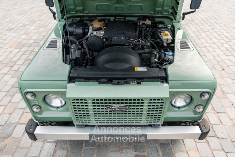 Land Rover Defender 110 TD4 *Grasmere Green* - <small></small> 89.900 € <small>TTC</small> - #35
