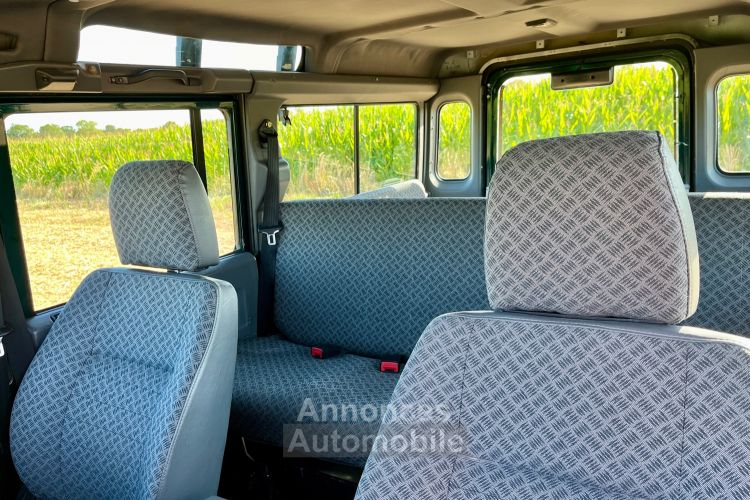 Land Rover Defender 110 TD5 - <small></small> 23.900 € <small>TTC</small> - #49