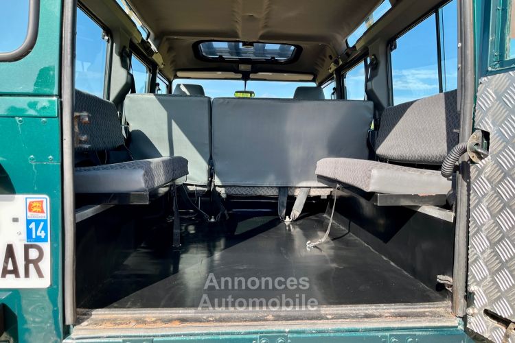 Land Rover Defender 110 TD5 - <small></small> 23.900 € <small>TTC</small> - #75